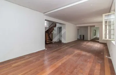 Casa comercial para alugar na rua castro alves, 465, independência, porto alegre por r$ 22.000