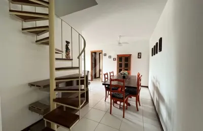 Cobertura com 2 quartos para alugar na rua araújo lima, 204, centro, canoas por r$ 2.390
