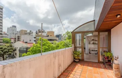 Cobertura com 2 quartos à venda na avenida palmeira, 540, petrópolis, porto alegre por r$ 900.000