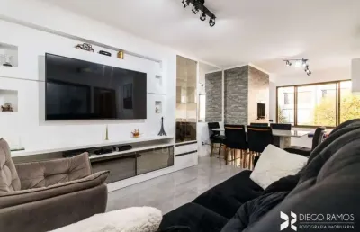 Apartamento com 2 quartos para alugar na rua carazinho, 593, petrópolis, porto alegre por r$ 7.900