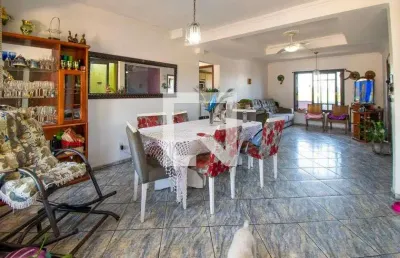 Casa para venda - partenon, 3 quartos,  254 m² - porto alegre