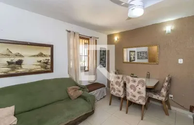 Casa / sobrado em condomínio para venda - brás de pina, 2 quartos,  68 m² - rio de janeiro