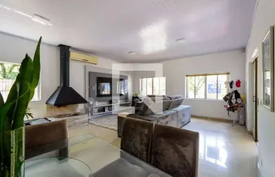 Casa para venda - medianeira, 3 quartos,  468 m² - porto alegre