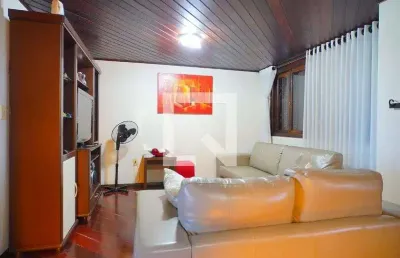 Casa para venda - jardim itu-sabará, 3 quartos,  230 m² - porto alegre