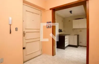Apartamento para venda - centro histórico, 1 quarto,  33 m² - porto alegre