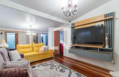 Casa para venda - camaquã, 4 quartos,  163 m² - porto alegre