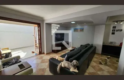 Casa para venda - agapeama, 3 quartos,  223 m² - jundiaí
