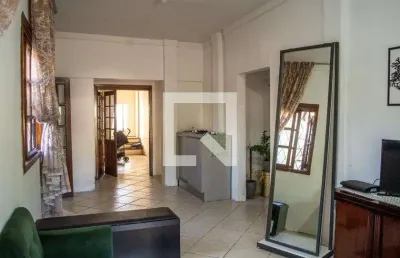 Casa para venda - camaquã, 5 quartos,  277 m² - porto alegre