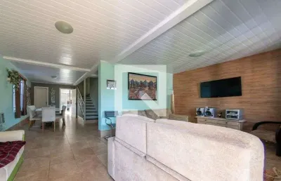 Casa para venda - campo novo, 4 quartos,  243 m² - porto alegre