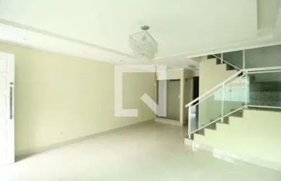 Casa / sobrado em condomínio para venda - taquara, 3 quartos,  200 m² - rio de janeiro