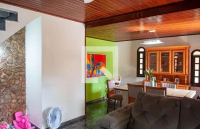 Casa para venda - taquara, 3 quartos,  300 m² - rio de janeiro