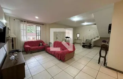 Casa para venda - freguesia , 5 quartos,  395 m² - rio de janeiro