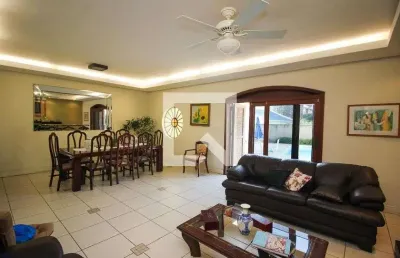 Casa para venda - vila assunção , 3 quartos,  291 m² - porto alegre