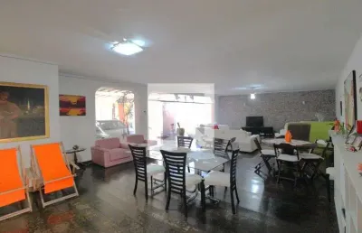Casa para venda - interlagos, 5 quartos,  647 m² - são paulo