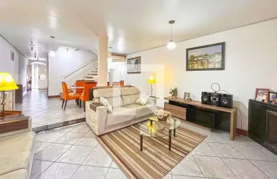Casa para venda - guarujá, 3 quartos,  267 m² - porto alegre