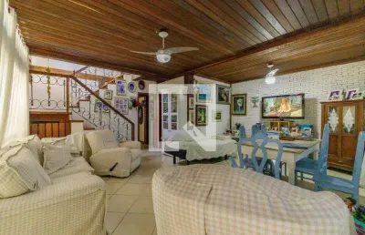 Casa / sobrado em condomínio para venda - vargem pequena, 3 quartos,  260 m² - rio de janeiro
