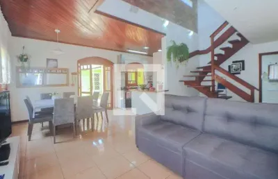 Casa para venda - sarandi, 4 quartos,  490 m² - porto alegre
