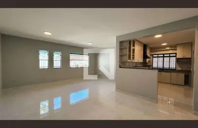 Casa para venda - parque do colégio , 4 quartos,  237 m² - jundiaí