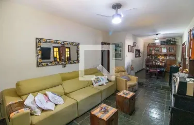 Casa para venda - itaipu, 3 quartos,  300 m² - niterói