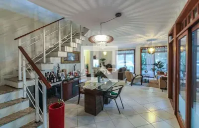 Casa / sobrado em condomínio para venda - vargem pequena, 3 quartos,  650 m² - rio de janeiro