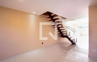 Casa / sobrado em condomínio para venda - camboinhas, 3 quartos,  120 m² - niterói