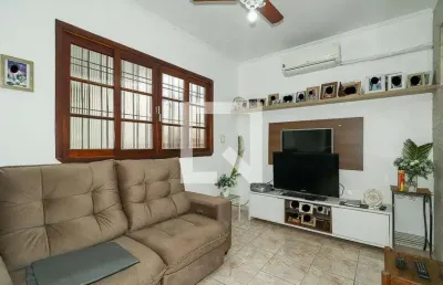 Casa para venda - sarandi, 3 quartos,  150 m² - porto alegre