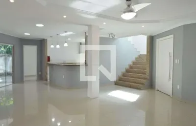 Casa / sobrado em condomínio para venda - taquara, 4 quartos,  300 m² - rio de janeiro