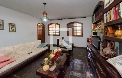 Casa para venda - caiçaras, 4 quartos,  290 m² - belo horizonte