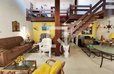 Casa para venda - piratininga, 3 quartos,  720 m² - niterói