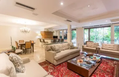 Casa / sobrado em condomínio para venda - três figueiras, 4 quartos,  520 m² - porto alegre