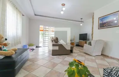 Casa para venda - medeiros, 3 quartos,  1720 m² - jundiaí