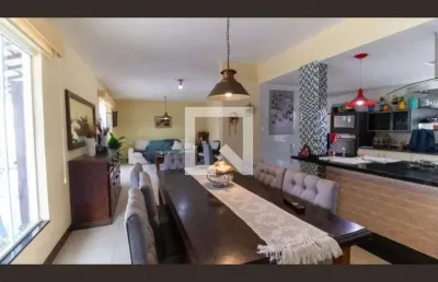 Casa para venda - camboinhas, 3 quartos,  420 m² - niterói
