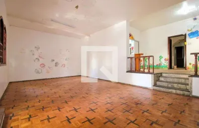Casa para venda - são pedro, 6 quartos,  270 m² - belo horizonte