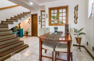 Casa para venda - camaquã, 4 quartos,  250 m² - porto alegre