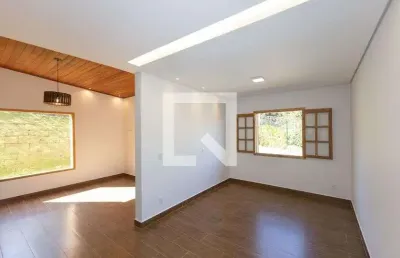 Casa / sobrado em condomínio para venda - jardins de petrópolis, 2 quartos,  126 m² - nova lima