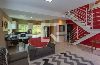 Casa / sobrado em condomínio para venda - aconchego da serra, 6 quartos,  220 m² - itabirito