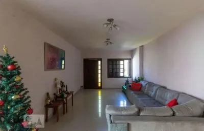 Casa para venda - camaquã, 5 quartos,  363 m² - porto alegre