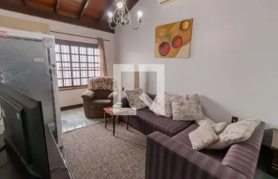 Casa para venda - scharlau, 3 quartos,  190 m² - são leopoldo