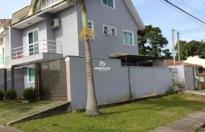 Sobrado triplex, 03 quartos, sendo 01 suíte no braga