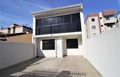 Sobrado no jardim cruzeiro de 04 quartos sendo duas suites