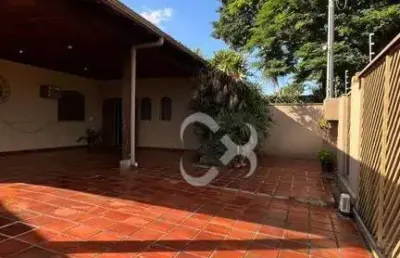 Casa com 3 dormitórios à venda, 300 m² por r$ 1.250.000 - champagnat - londrina/pr