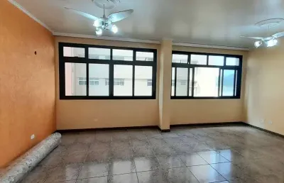 Apartamento pé na areia , de 3 quartos sendo 1 suíte à venda no bairro josé menino - santos/sp
