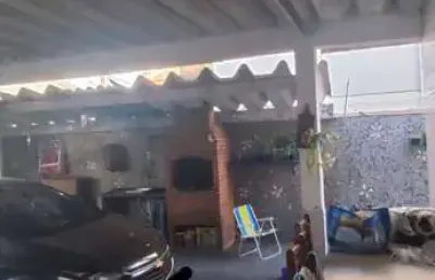 Casa com 3 quartos à venda na Rua Doutor Bernardo Browne, 174, Estuário, Santos