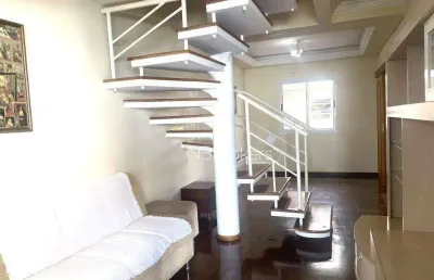 Sobrado com 3 dormitórios à venda, 121 m² por r$ 670.000,00 - xaxim - curitiba/pr