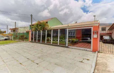 Espaçosa, com 4 quartos, 2 suítes e espaço gourmet no boqueirão!