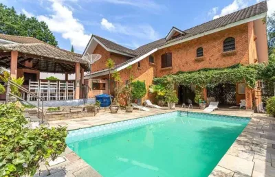 Luxuosa residência no morumbi: casa em condomínio de alto padrão com 6 quartos, 4 suítes, 8 banheiros, 9 vagas e 700m² de área. venda ou locação em são paulo-sp.