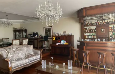 Apartamento de 4 quartos com vista privilegiada no morumbi,quadra de tênis em sp: 3 suítes, 2 salas e 4 vagas na garagem!