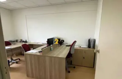 Sala comercial mobiliada em santo amaro - 2 salas, 1 banheiro, 1 vaga de garagem, 40m² - imperdível!