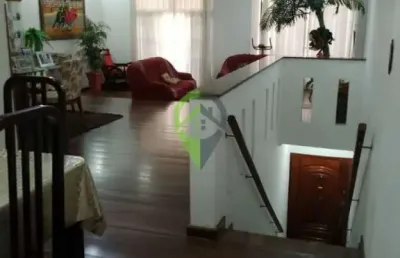 Casa com 4 quartos à venda na Rua Nabuco de Araújo, Boqueirão, Santos
