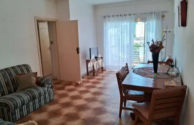 Apartamento com sacada e vista para o mar na praia da enseada!